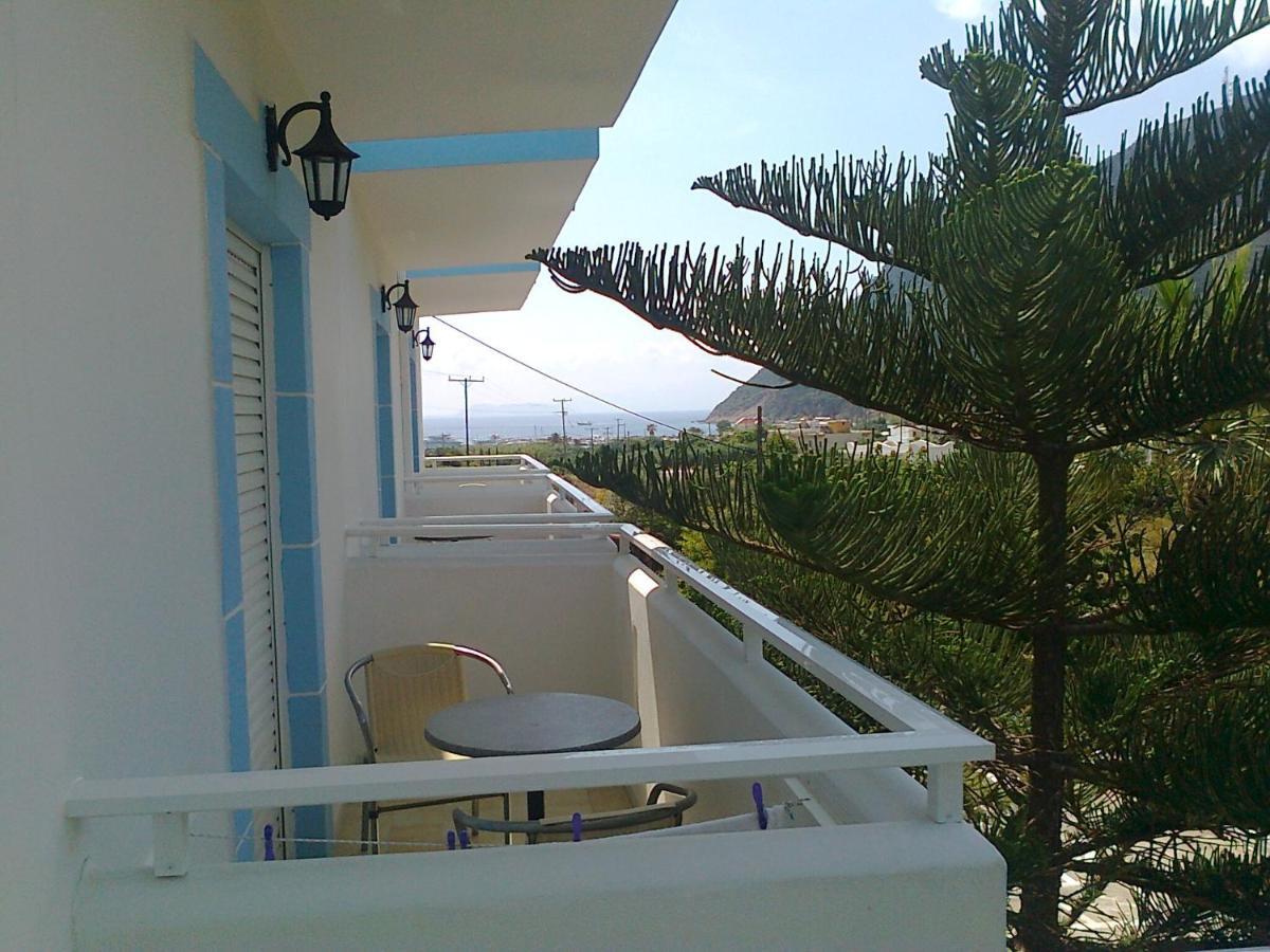Dionysia Apartments Kéfalos Esterno foto